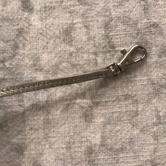 MICHAEL KORS Silver Leather Handbag - Picture 5 of 9